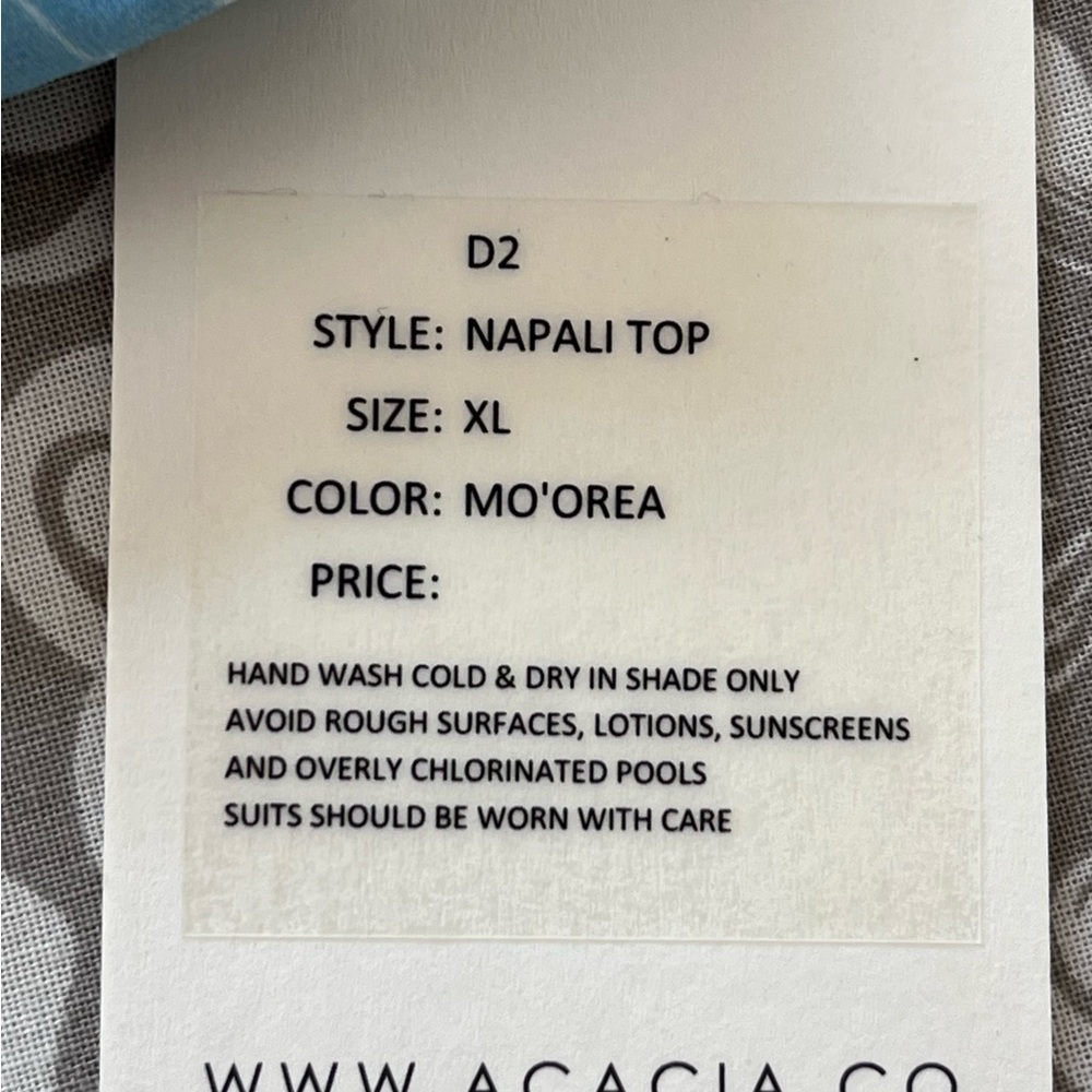 acacia swimwear Napali Bikini Top in Mo’orea, Blue with White Flowers - Picture 2 of 5